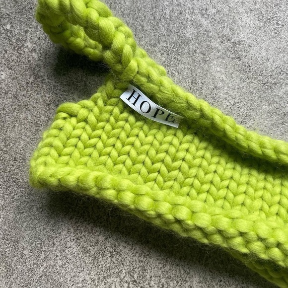 Hope Macaulay BLOCK COLOSSAL KNIT BRALETTE - Picture 3 of 7